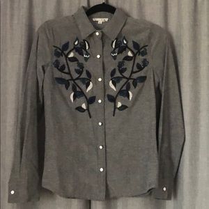 Long sleeve dress shirt with leaves